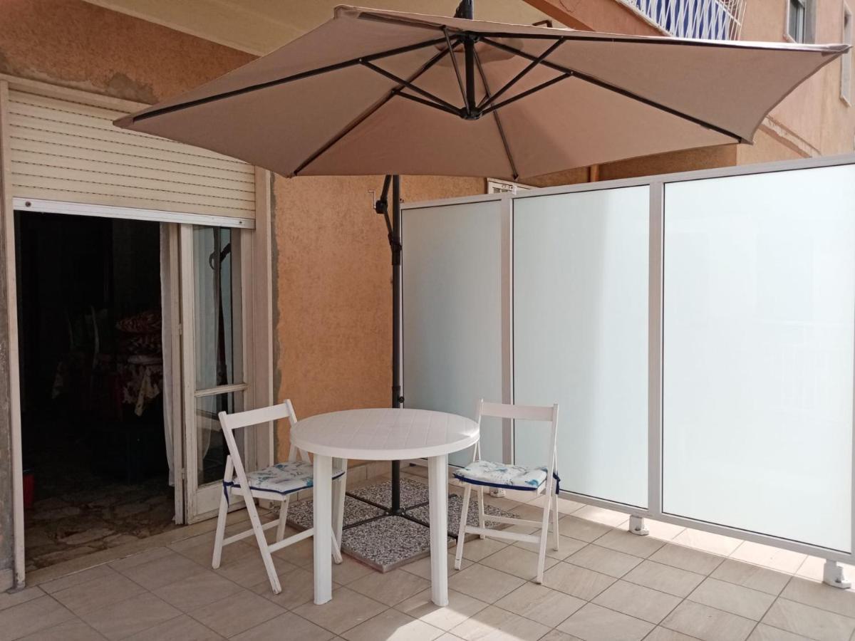 Casa Vacanza! A 50M Dal Mare! บอร์ดิเกรา ภายนอก รูปภาพ
