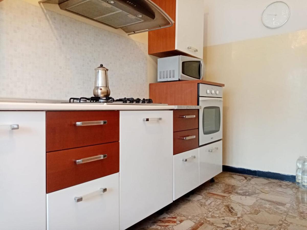 Casa Vacanza! A 50M Dal Mare! บอร์ดิเกรา ภายนอก รูปภาพ