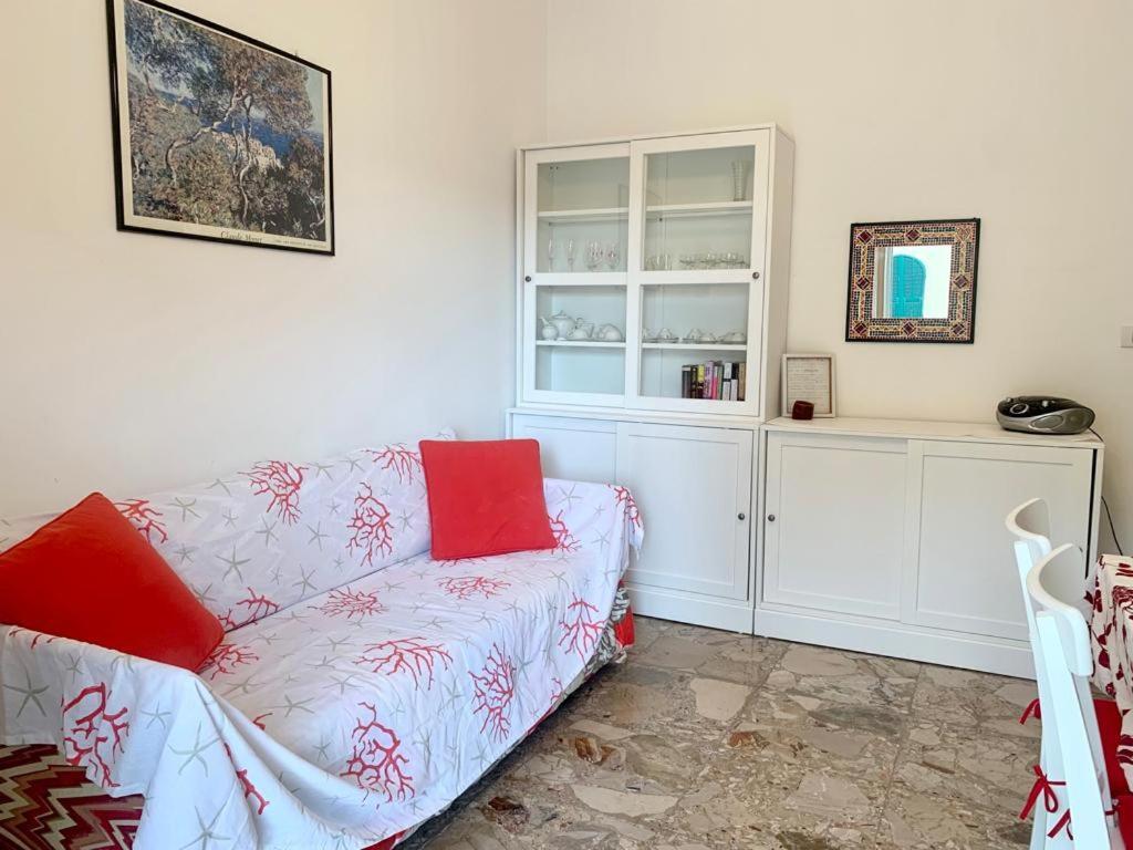 Casa Vacanza! A 50M Dal Mare! บอร์ดิเกรา ภายนอก รูปภาพ