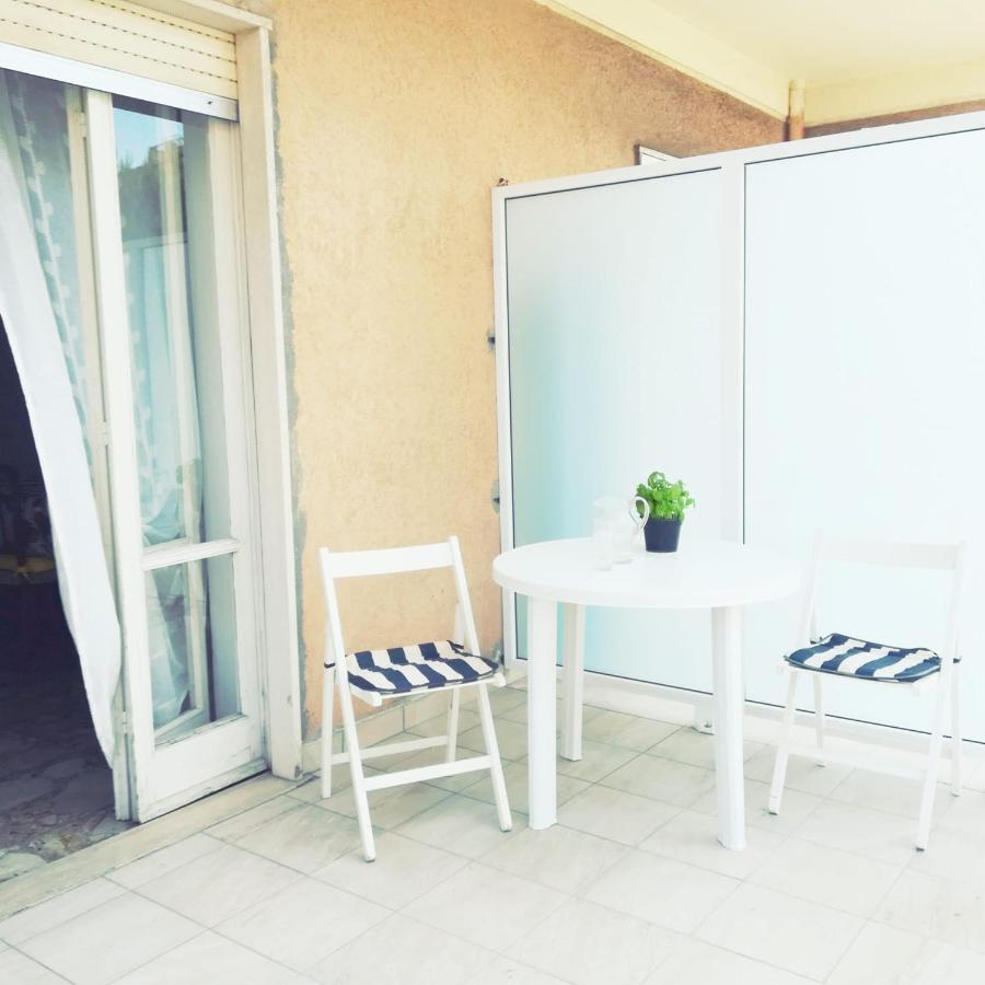 Casa Vacanza! A 50M Dal Mare! บอร์ดิเกรา ภายนอก รูปภาพ